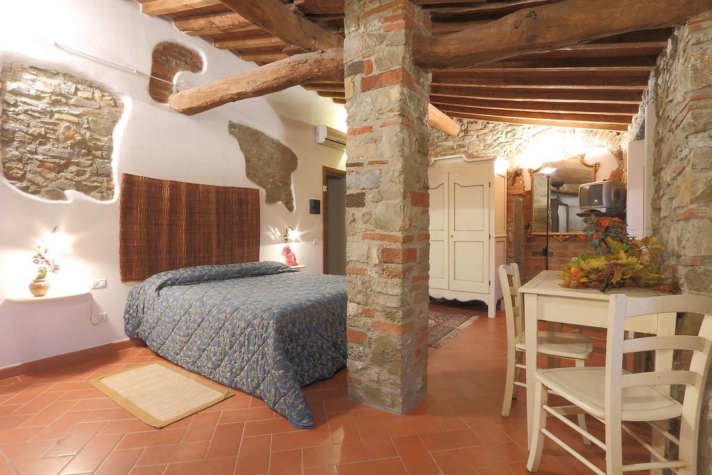 Bed and Breakfast Armonie Del Chianti L'Ugolino Camera foto
