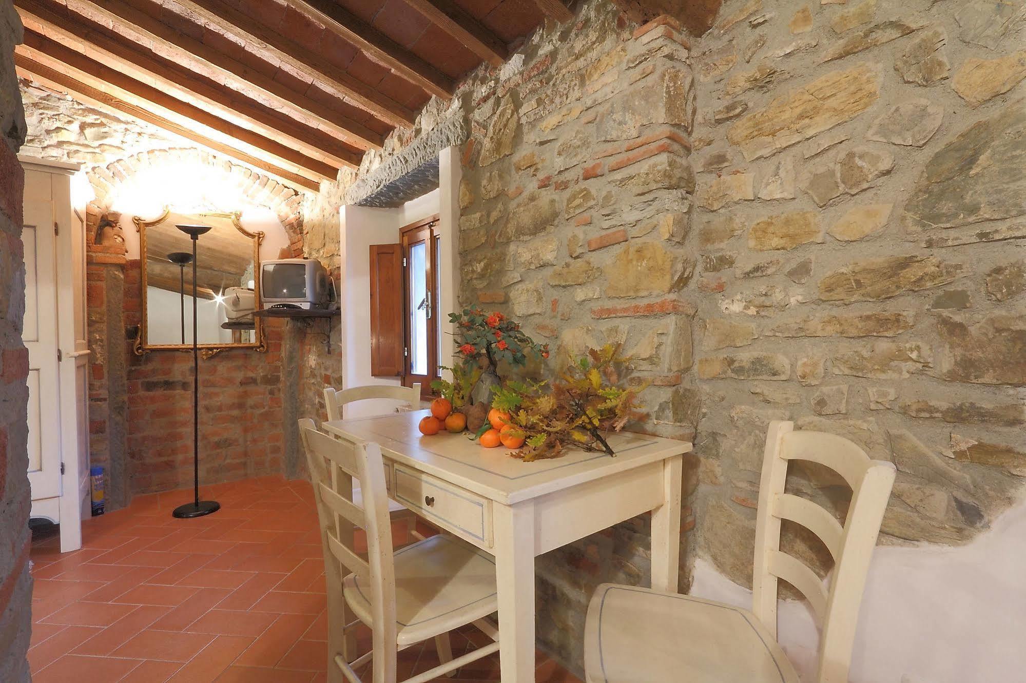 Bed and Breakfast Armonie Del Chianti L'Ugolino Esterno foto