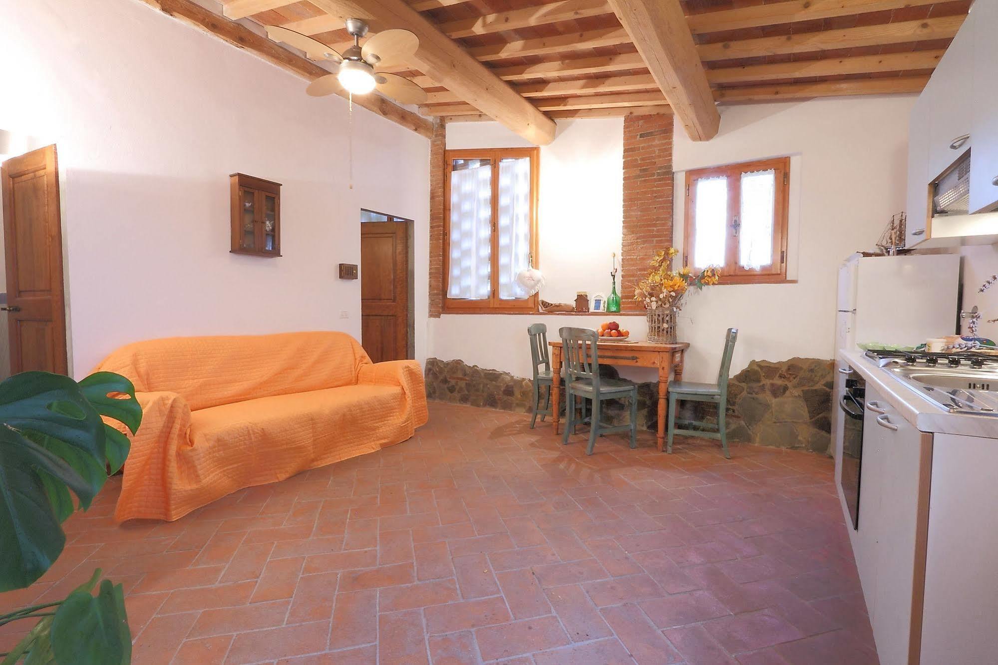 Bed and Breakfast Armonie Del Chianti L'Ugolino Esterno foto