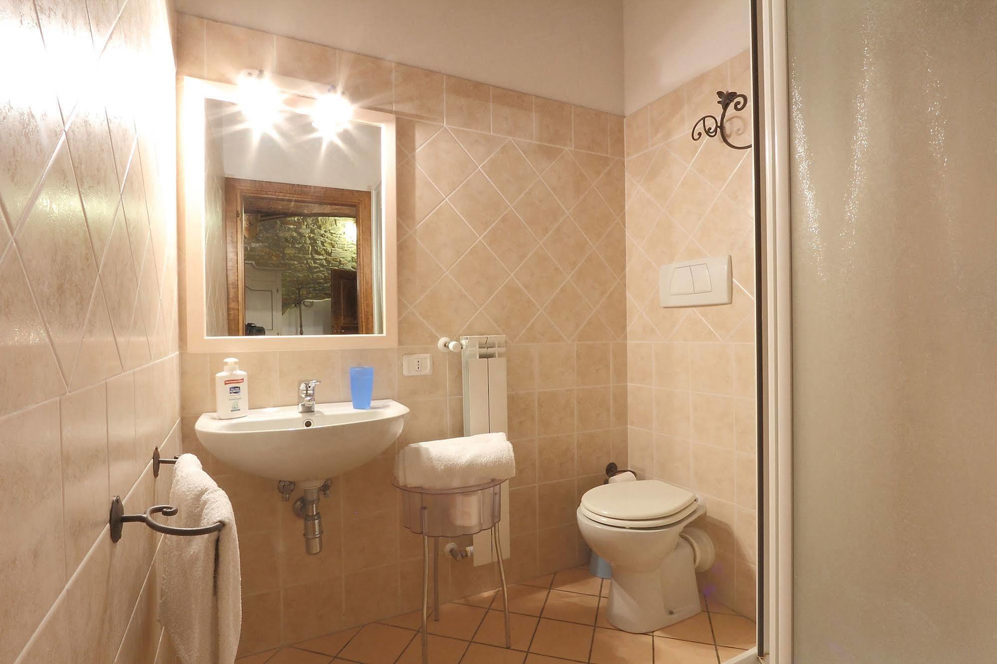 Bed and Breakfast Armonie Del Chianti L'Ugolino Esterno foto