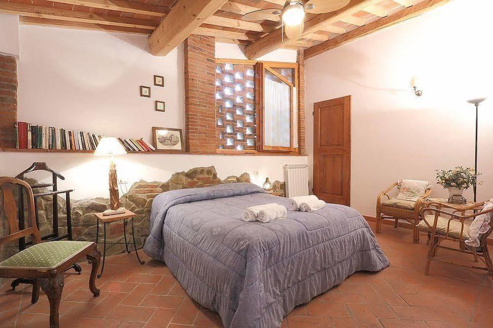 Bed and Breakfast Armonie Del Chianti L'Ugolino Esterno foto